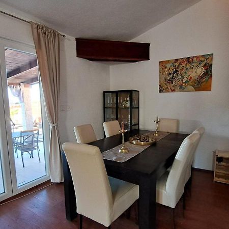 Villa Anemona 파자나 외부 사진